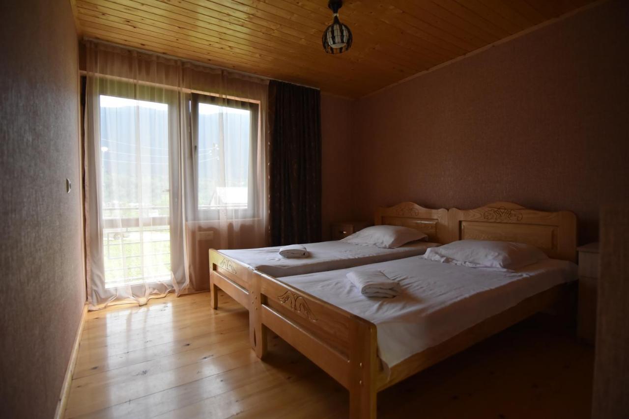 Saba Hotel Mestia Buitenkant foto
